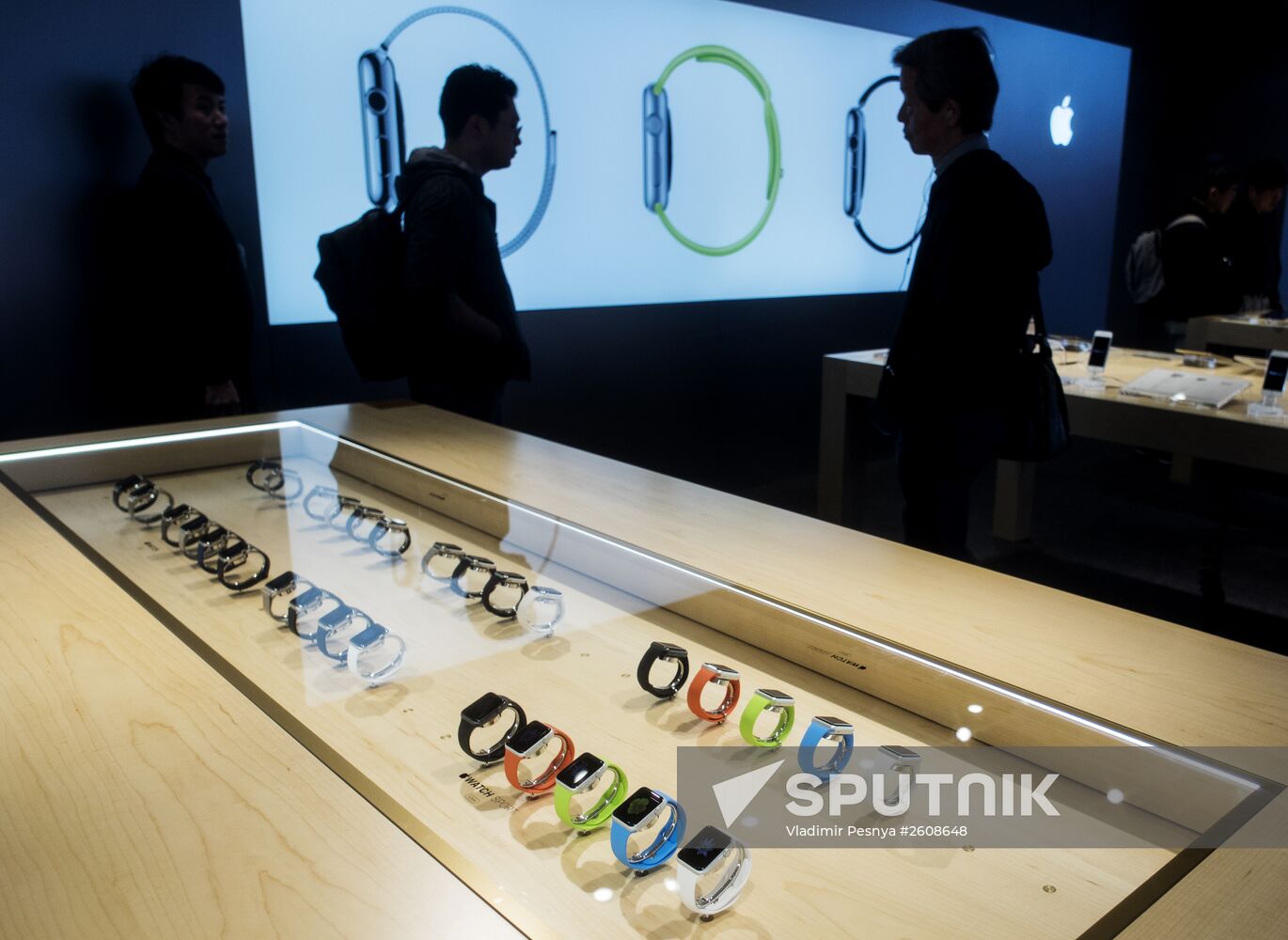 iWatch at Apple store before official launch in Japan