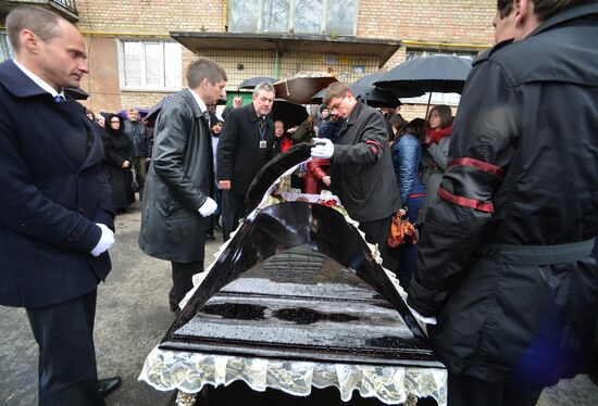 Journalist Oles Buzina's funeral in Kiev