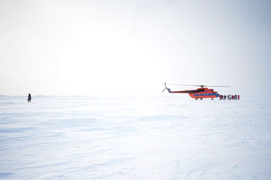 Opening of North Pole 2015 drifting polar station in Arctic Ocean