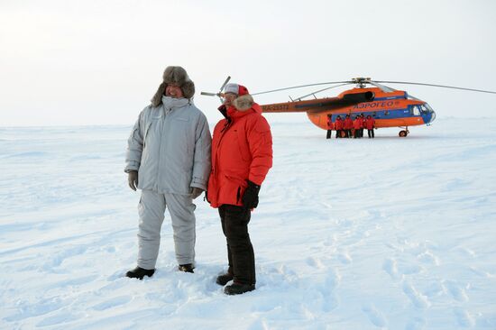 Opening of North Pole 2015 drifting polar station in Arctic Ocean