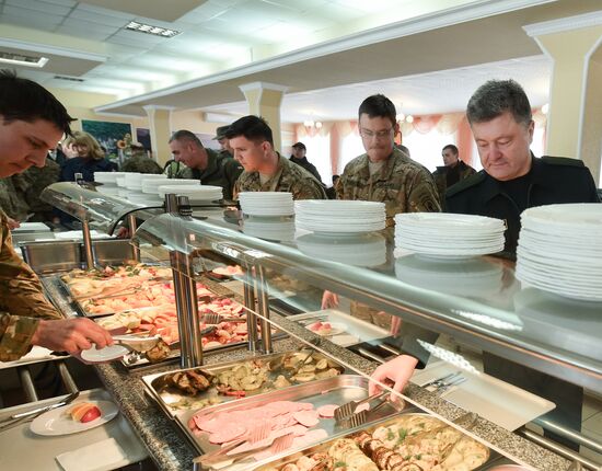 US military instructors arrive in Ukraine