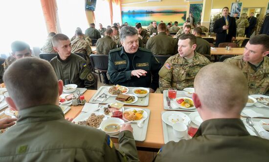 US military instructors arrive in Ukraine