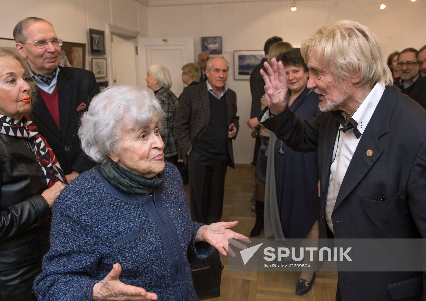 V.Vasiliev's exhibition "A Spark Of Deity in Every Phrase" opens in Moscow