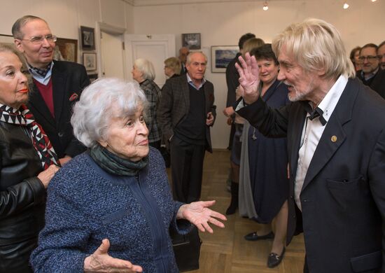 V.Vasiliev's exhibition "A Spark Of Deity in Every Phrase" opens in Moscow