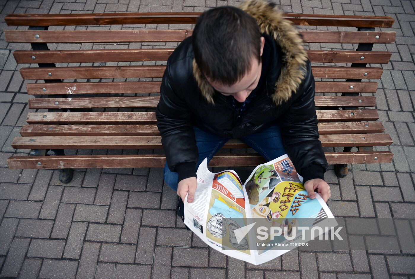 Cartoon and Quill satirical newspaper distributed in Old Arbat