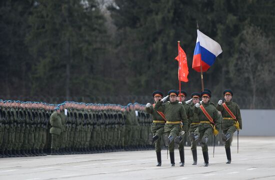 Joint training of soldier formations and mechanized units for Victory Parade