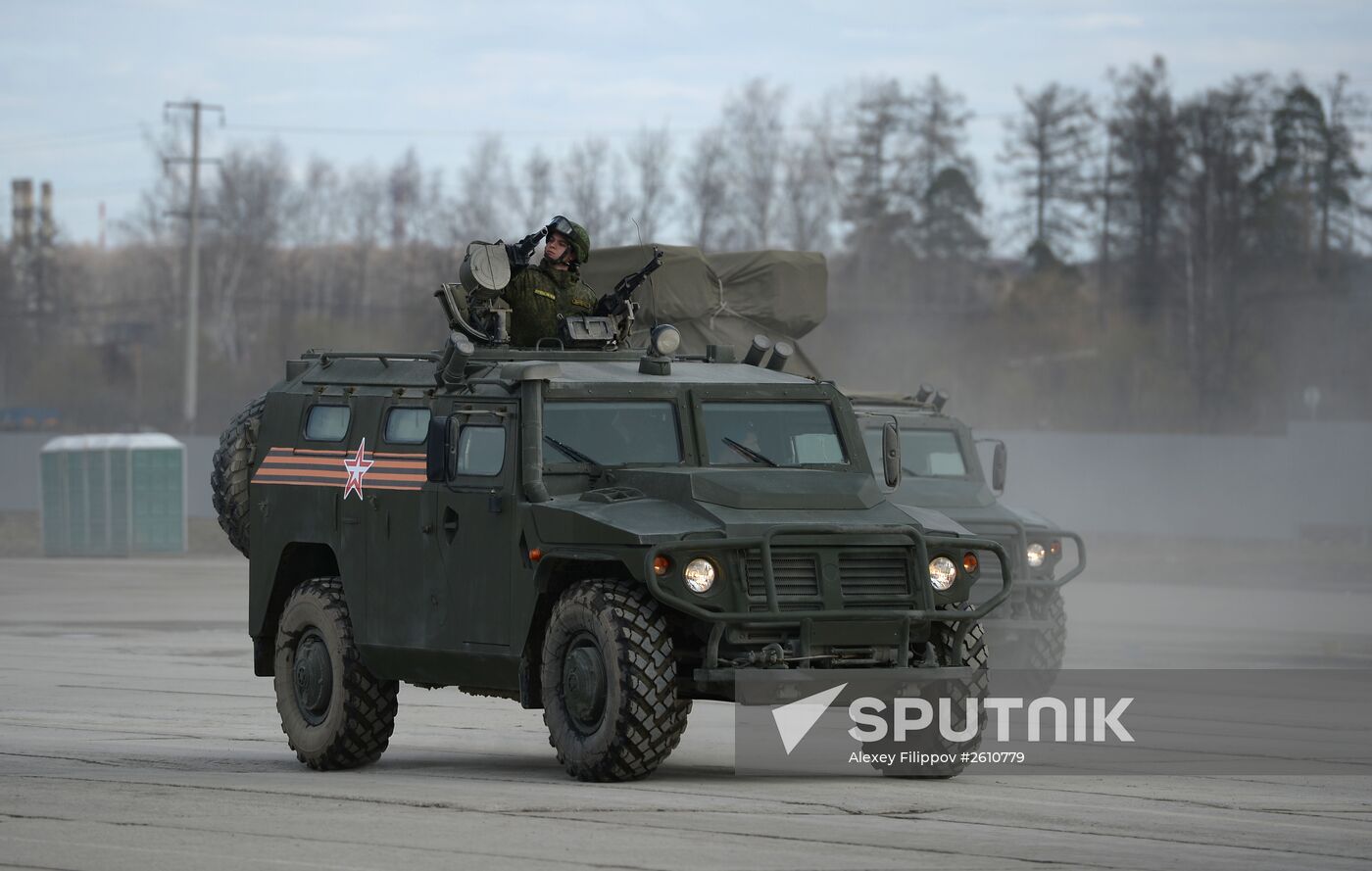 Joint training of soldier formations and mechanized units for Victory Parade