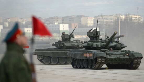 Joint training of soldier formations and mechanized units for Victory Parade