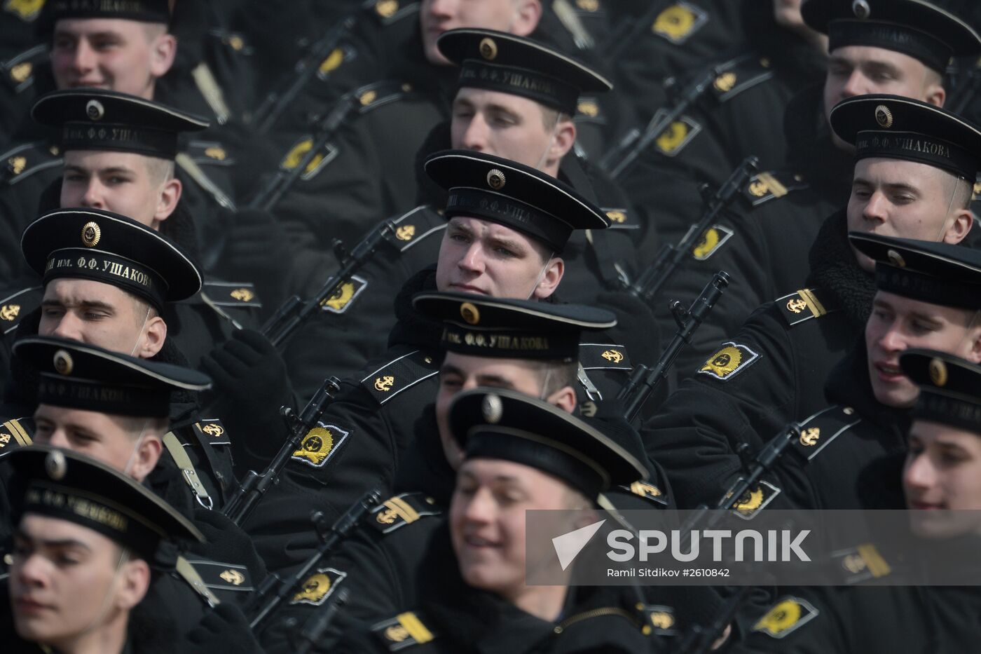 Joint training of foot and mechanized units for Victory Parade