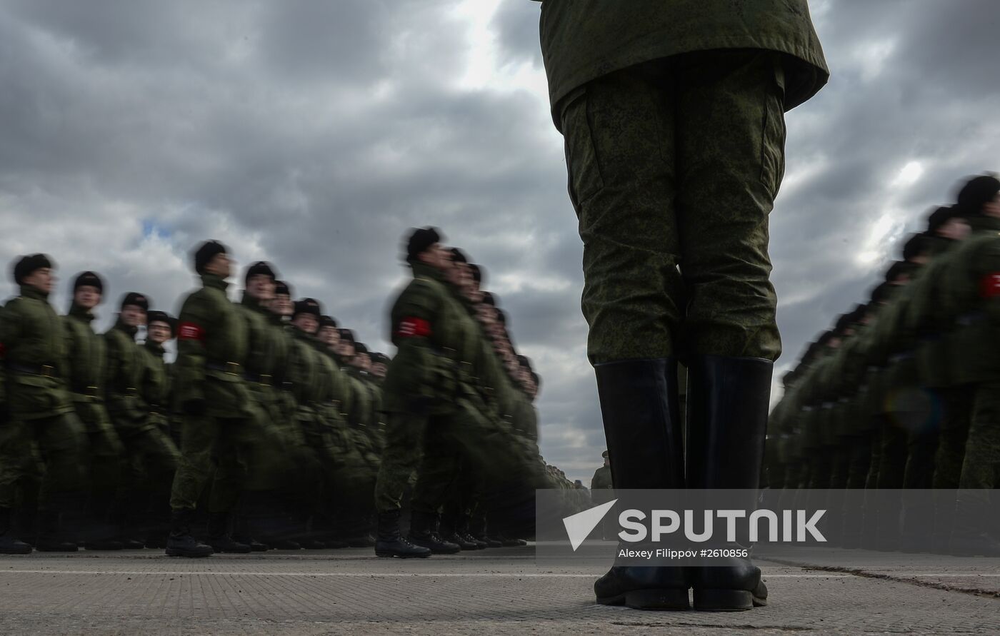 Joint training of soldier formations and mechanized units for Victory Parade