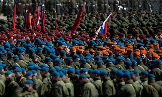 Joint training of soldier formations and mechanized units for Victory Parade