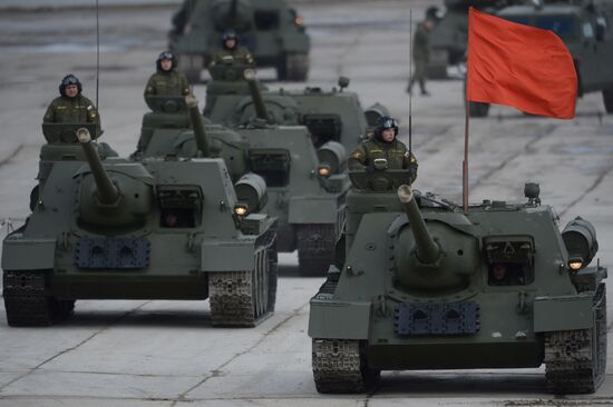 Joint training of soldier formations and mechanized units for Victory Parade
