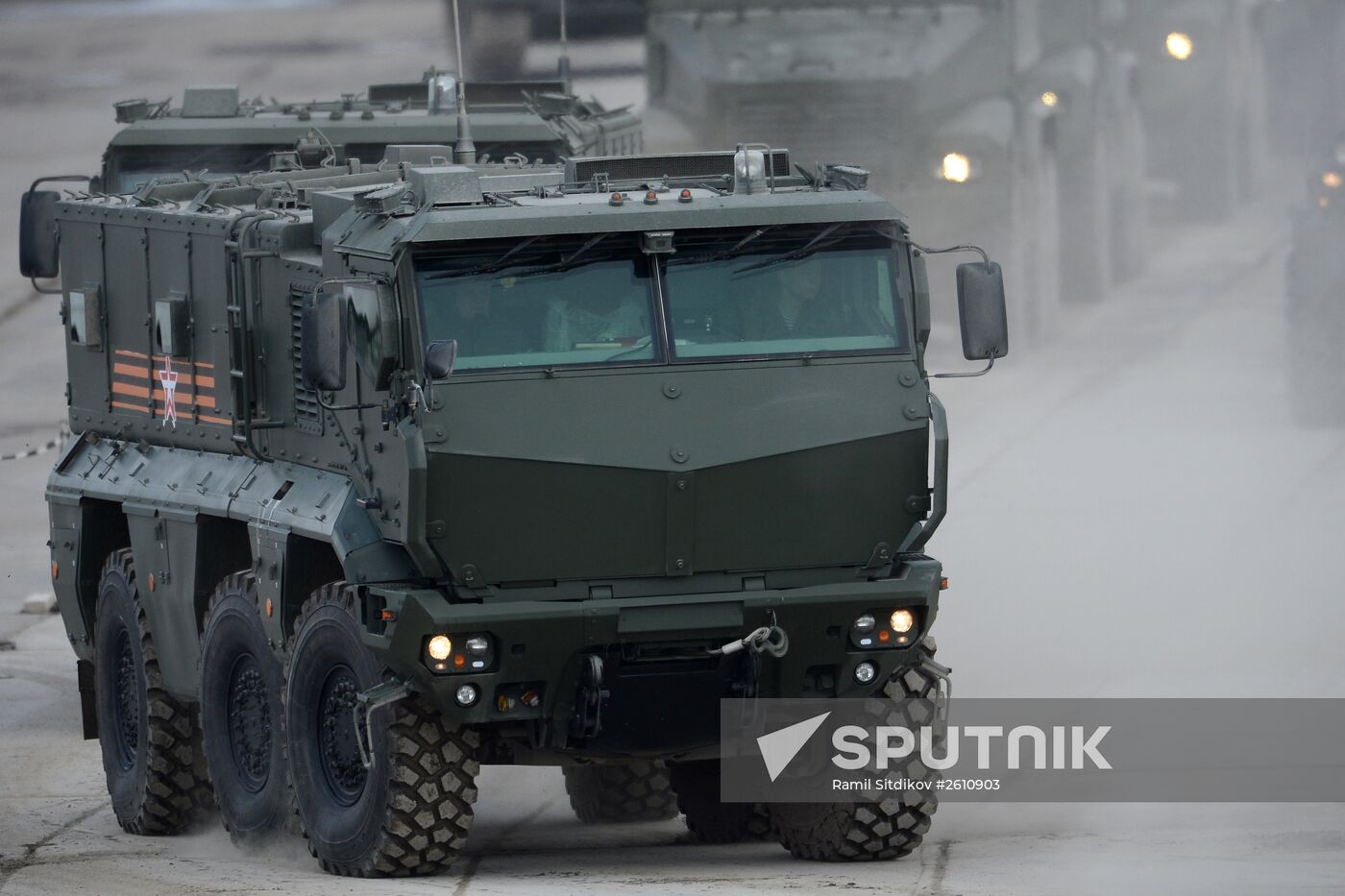 Joint training of soldier formations and mechanized units for Victory Parade
