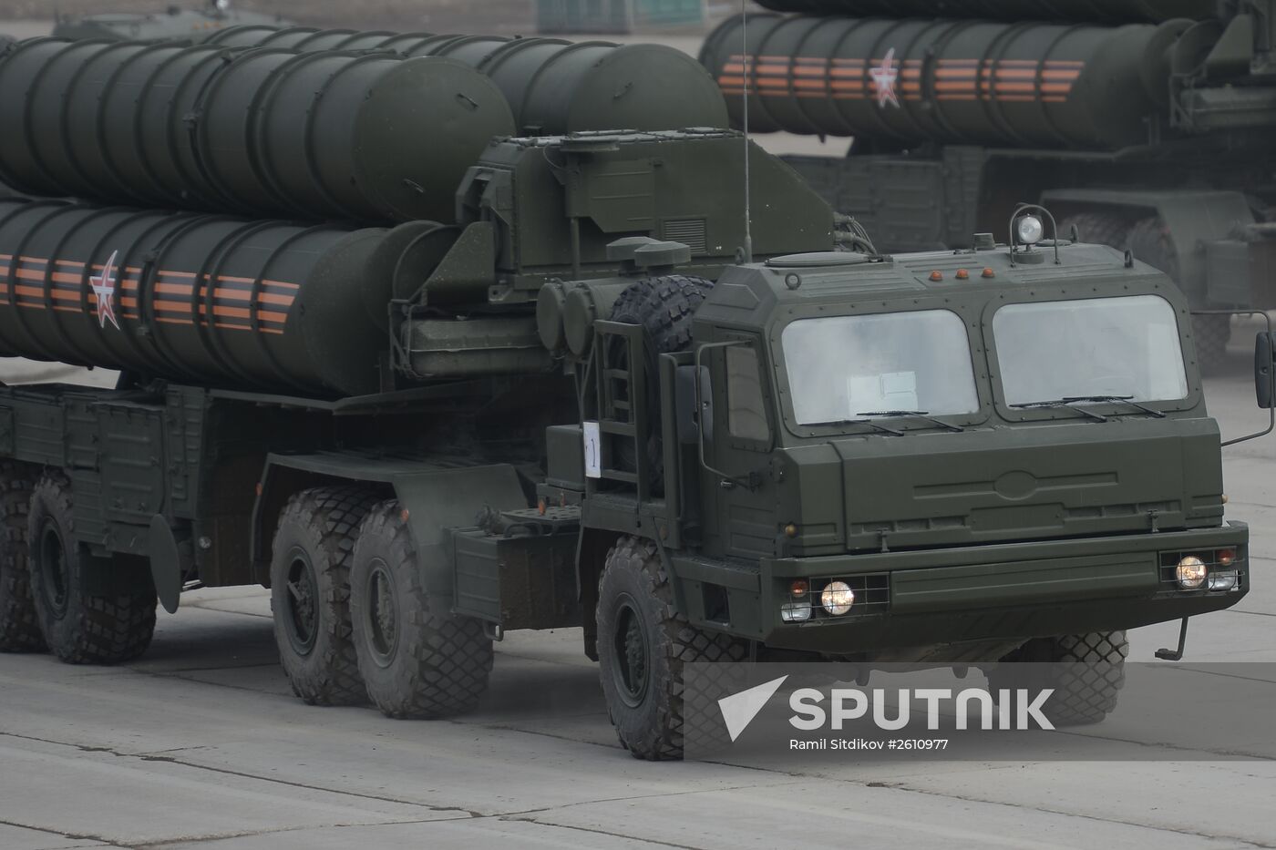 Joint training of soldier formations and mechanized units for Victory Parade