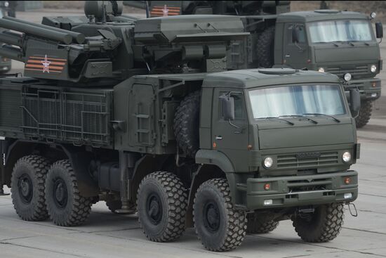 Joint training of soldier formations and mechanized units for Victory Parade