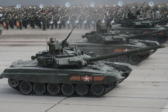 Joint training of soldier formations and mechanized units for Victory Parade