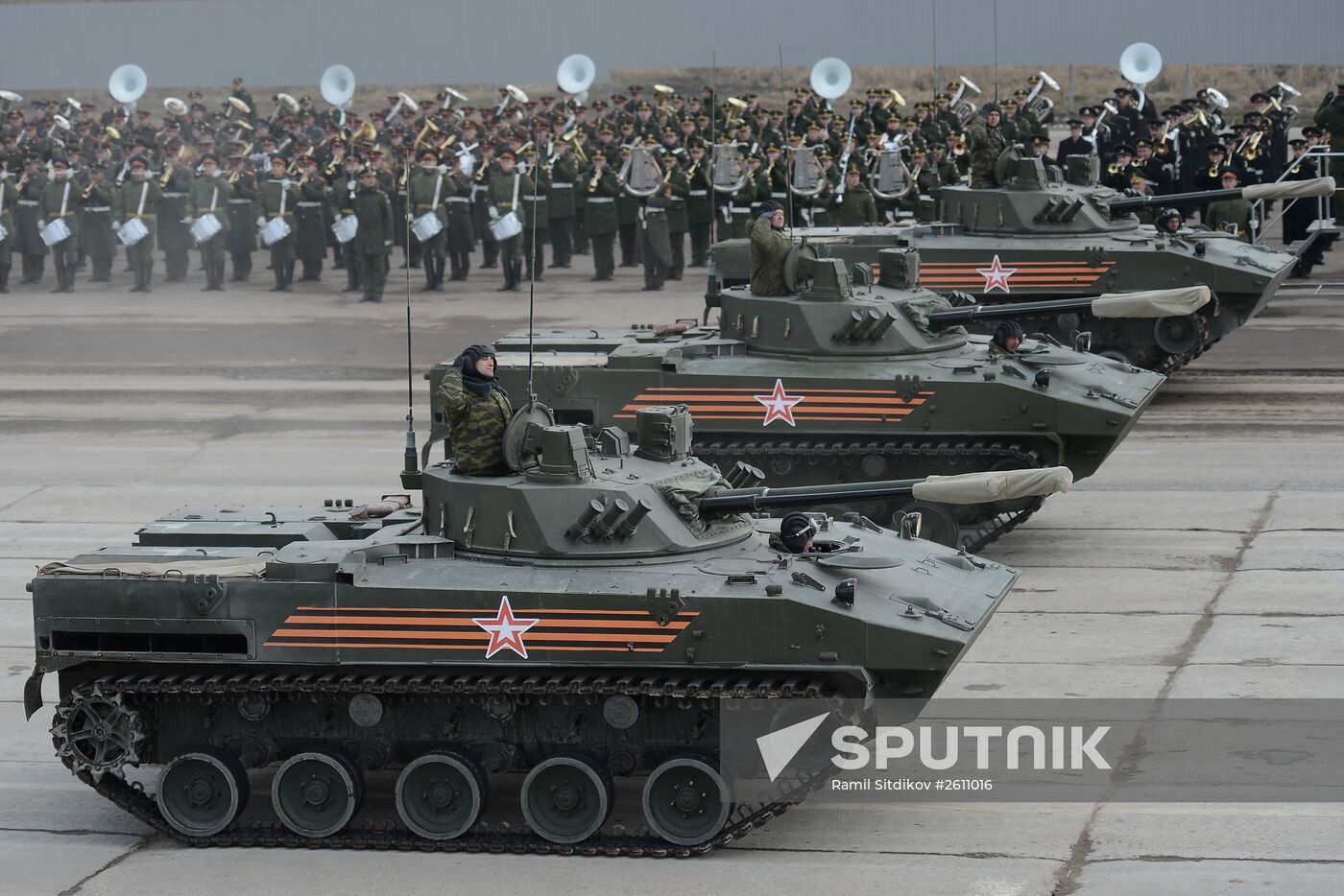 Joint training of soldier formations and mechanized units for Victory Parade