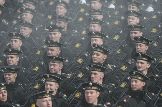 Joint training of soldier formations and mechanized units for Victory Parade
