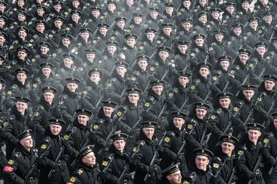 Joint training of soldier formations and mechanized units for Victory Parade
