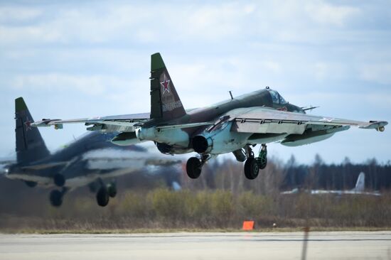 Preparations for air show as part of Victory Day Parade