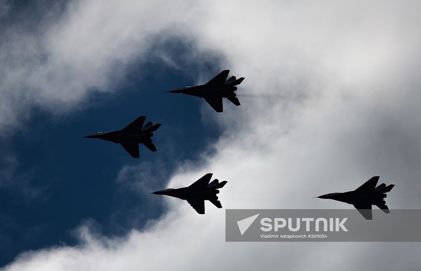 Preparations for air show as part of Victory Day Parade