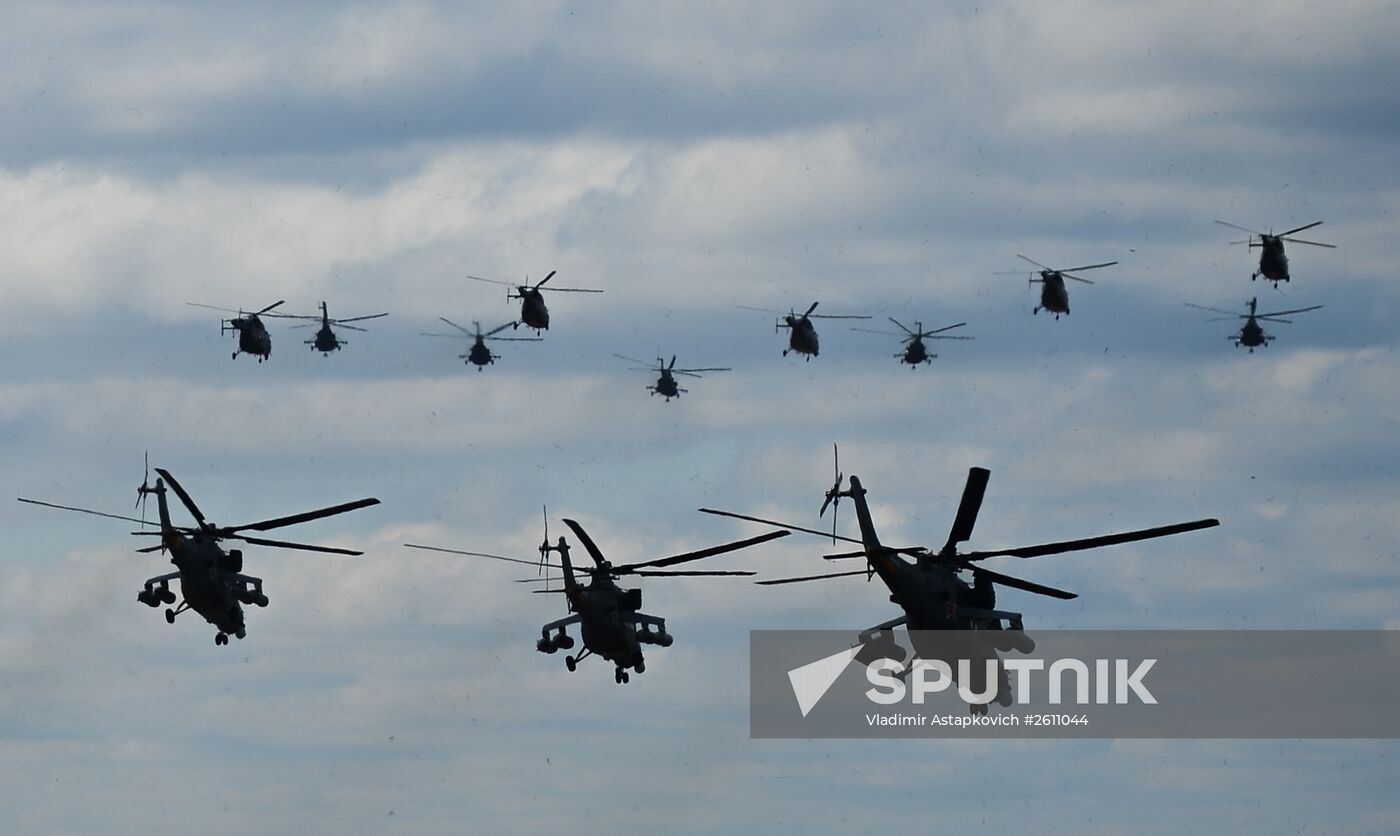 Preparations for air show as part of Victory Day Parade