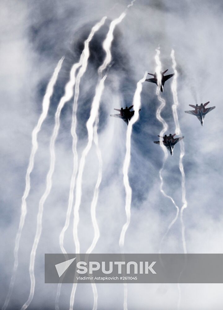 Preparations for air show as part of Victory Day Parade