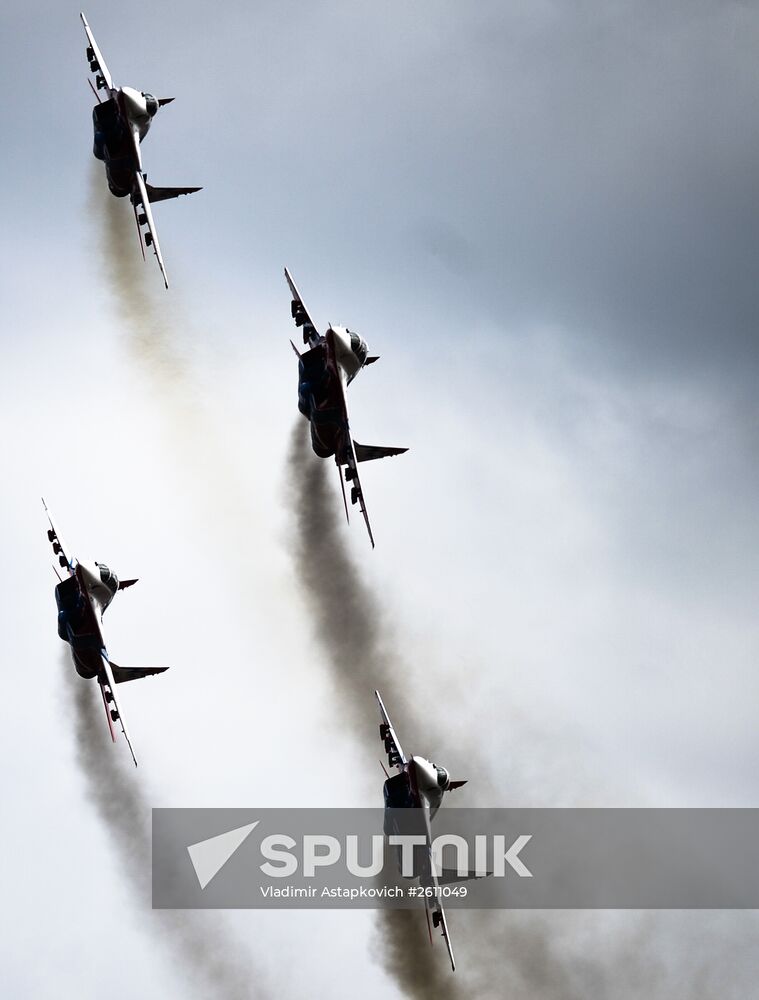 Preparations for air show as part of Victory Day Parade