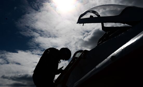 Preparations for air show as part of Victory Day Parade