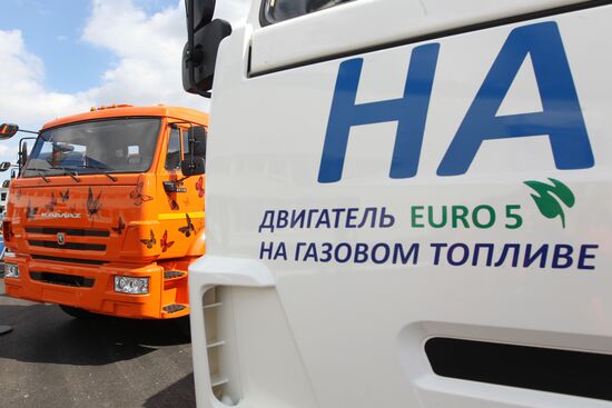 KAMAZ launches production of trucks running on natural gas