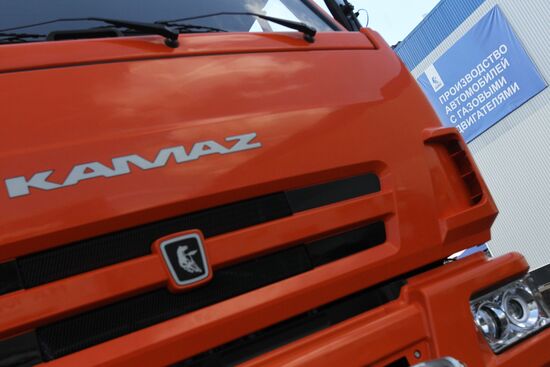KAMAZ launches production of trucks running on natural gas