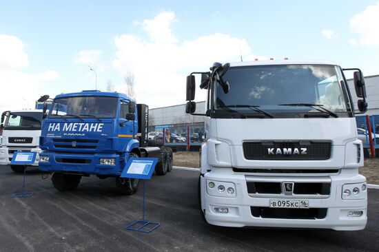 KAMAZ launches production of trucks running on natural gas