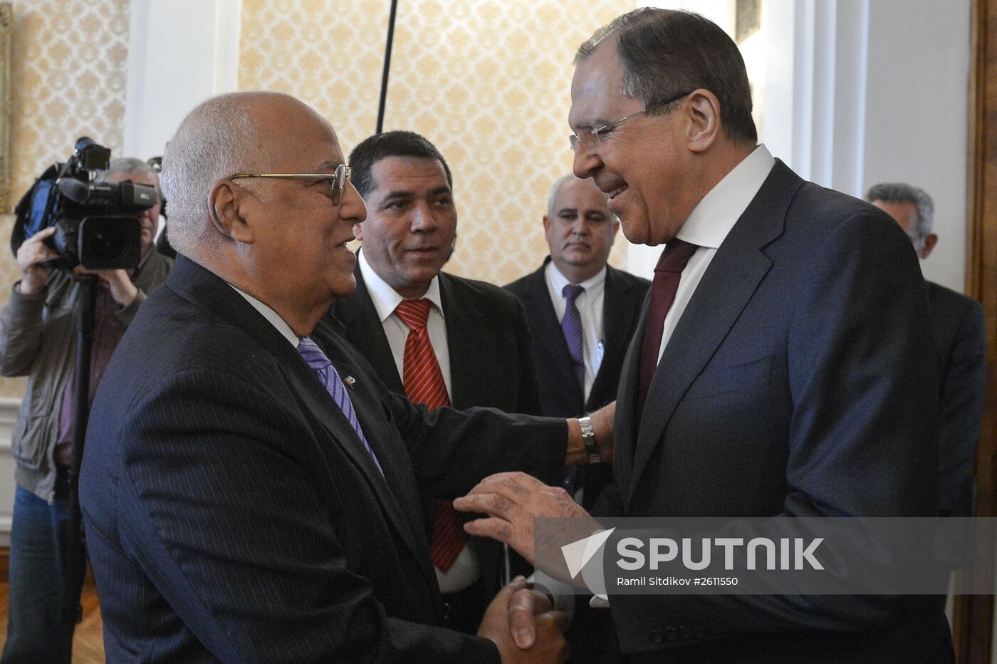 Russian Foreign Minister Sergey Lavrov meets with Vice President of Cuban Council of Ministers Ricardo Cabrisas