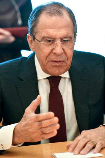 Russian Foreign Minister Sergey Lavrov meets with Vice President of Cuban Council of Ministers Ricardo Cabrisas