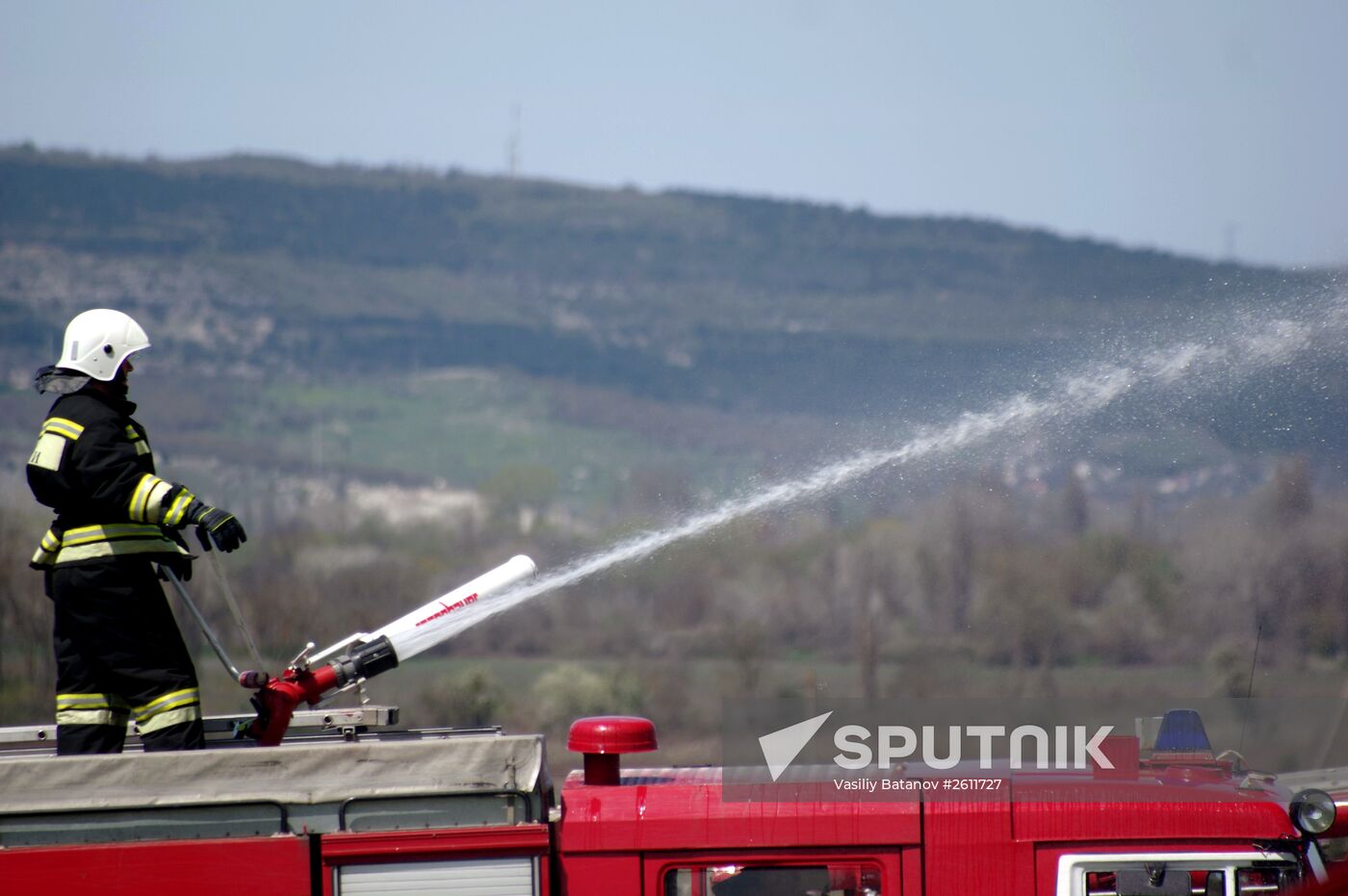 Forest fire extinguishing exercises near Sevastopol