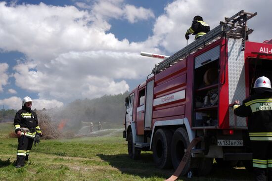 Forest fire extinguishing exercises near Sevastopol