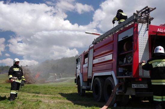 Forest fire extinguishing exercises near Sevastopol