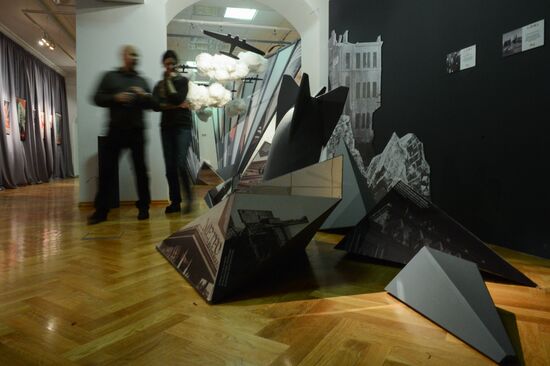"The Art of the Victors" exhibition opens
