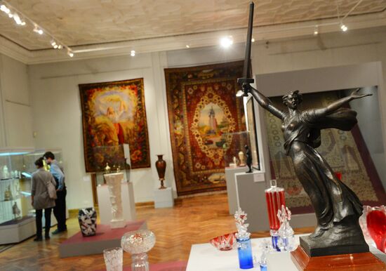 "The Art of the Victors" exhibition opens