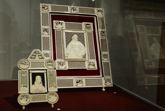 "The Art of the Victors" exhibition opens