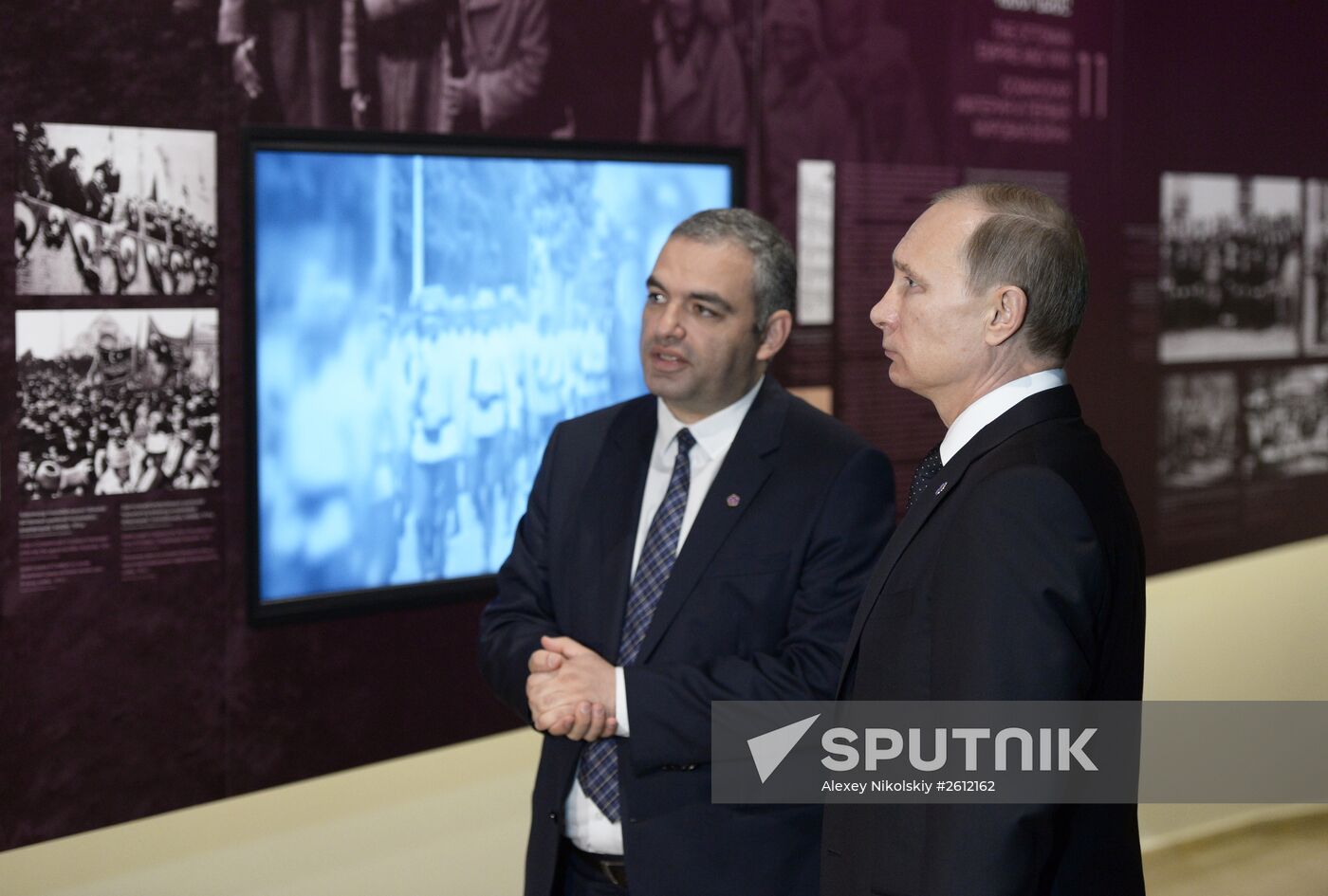 Vladimir Putin visits Armenia