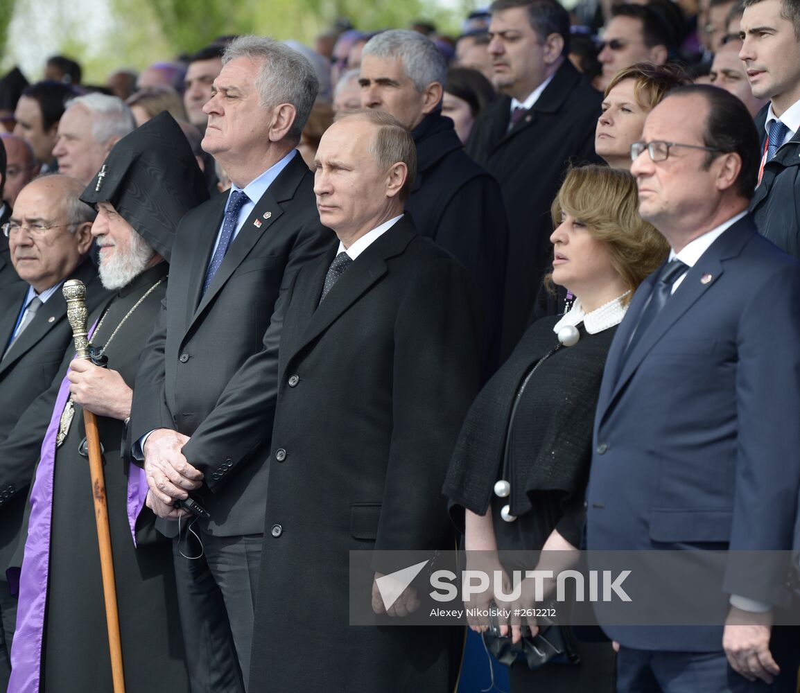 Vladimir Putin visits Armenia