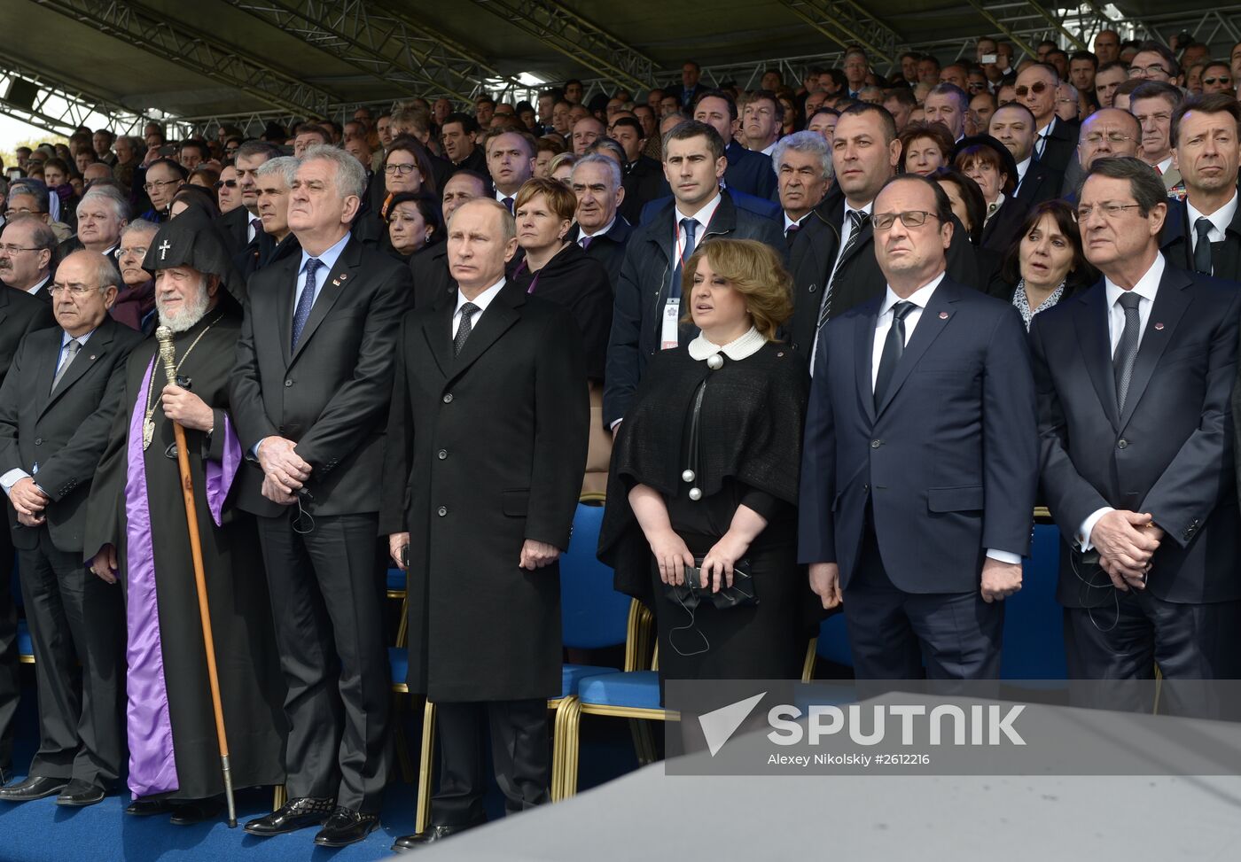 Vladimir Putin visits Armenia