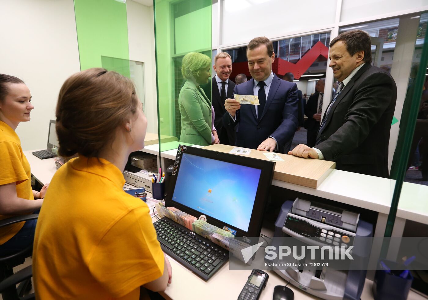 Dmitry Medvedev visits master children's town of Masterslavl