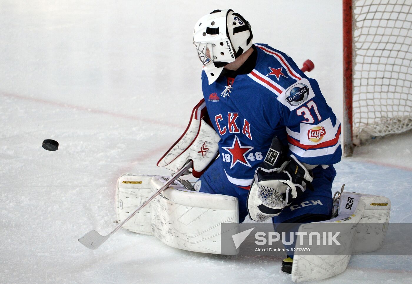 Ice hockey. Junior Hockey League. SKA-1946 vs. Chaika