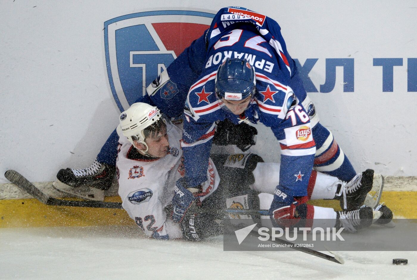 Ice hockey. Junior Hockey League. SKA-1946 vs. Chaika