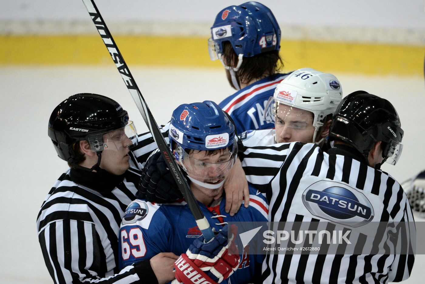 Ice hockey. Junior Hockey League. SKA-1946 vs. Chaika