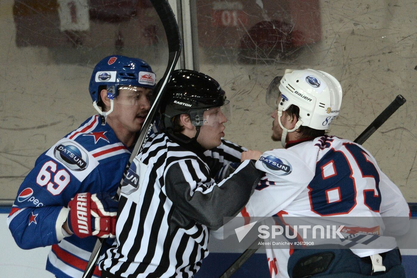 Ice hockey. Junior Hockey League. SKA-1946 vs. Chaika