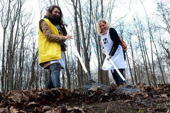 Clean-up Saturday in Moscow