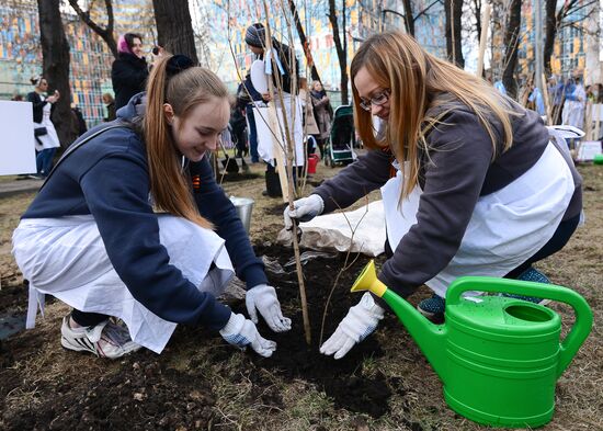 Clean-up Saturday in Moscow